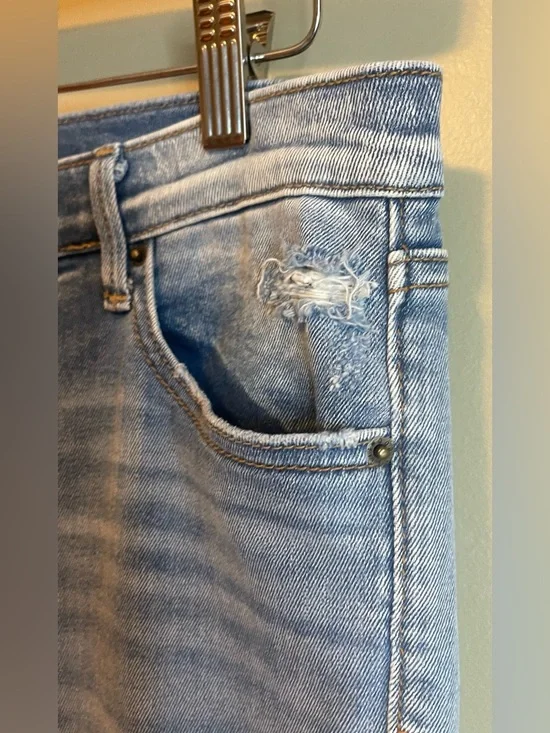 Driftwood Jackie Bloom Embroidered Jeans - Picture 8 of 14